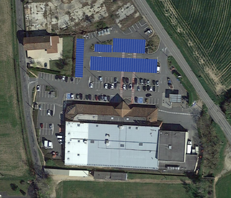 Plan de calepinage pour la construction de 4 ombrières photovoltaïques sur le parking du Super U de la commune de Laiz.