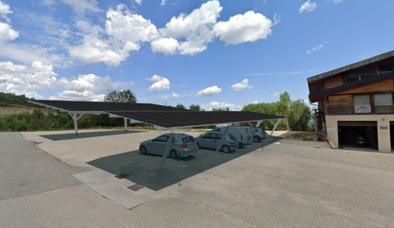 Illustration du projet de construction de 4 ombrières photovoltaïques sur le parking de la télécabine du Fierney sur la commune de Crozet